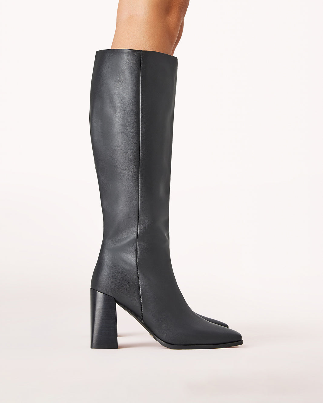 CASTON - BLACK-Boots-Billini-Billini