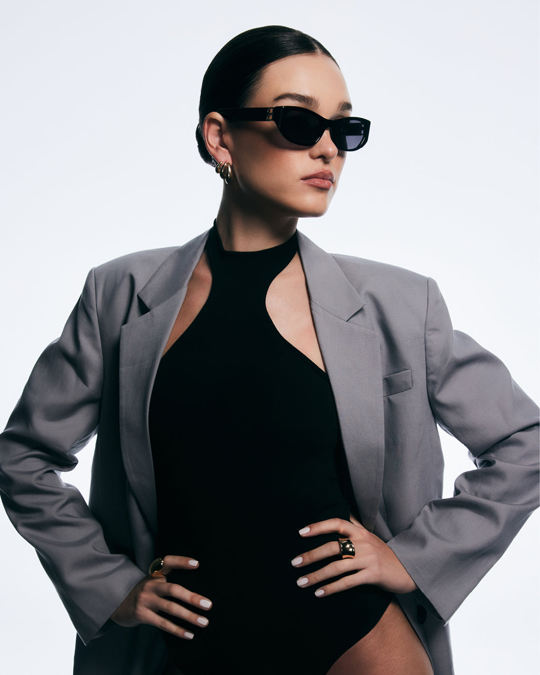 THE ARIANA - BLACK-BLACK-SUNGLASSES-BANBE-Billini