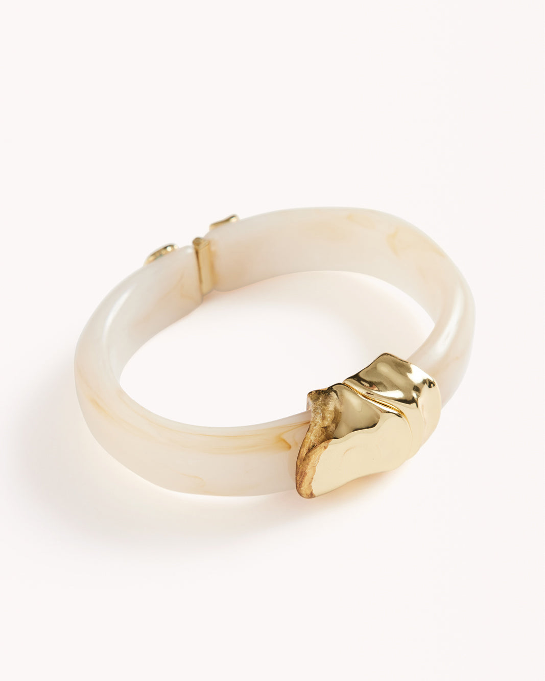 ARIAH BANGLE - CREAM-GOLD PLATED 18K-JEWELLERY-Billini-O/S-Billini