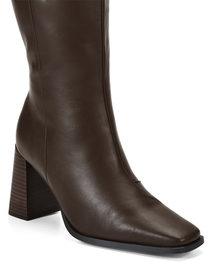 CASTON EXTENDED CURVE - CHOCOLATE-Boots-Billini-Billini