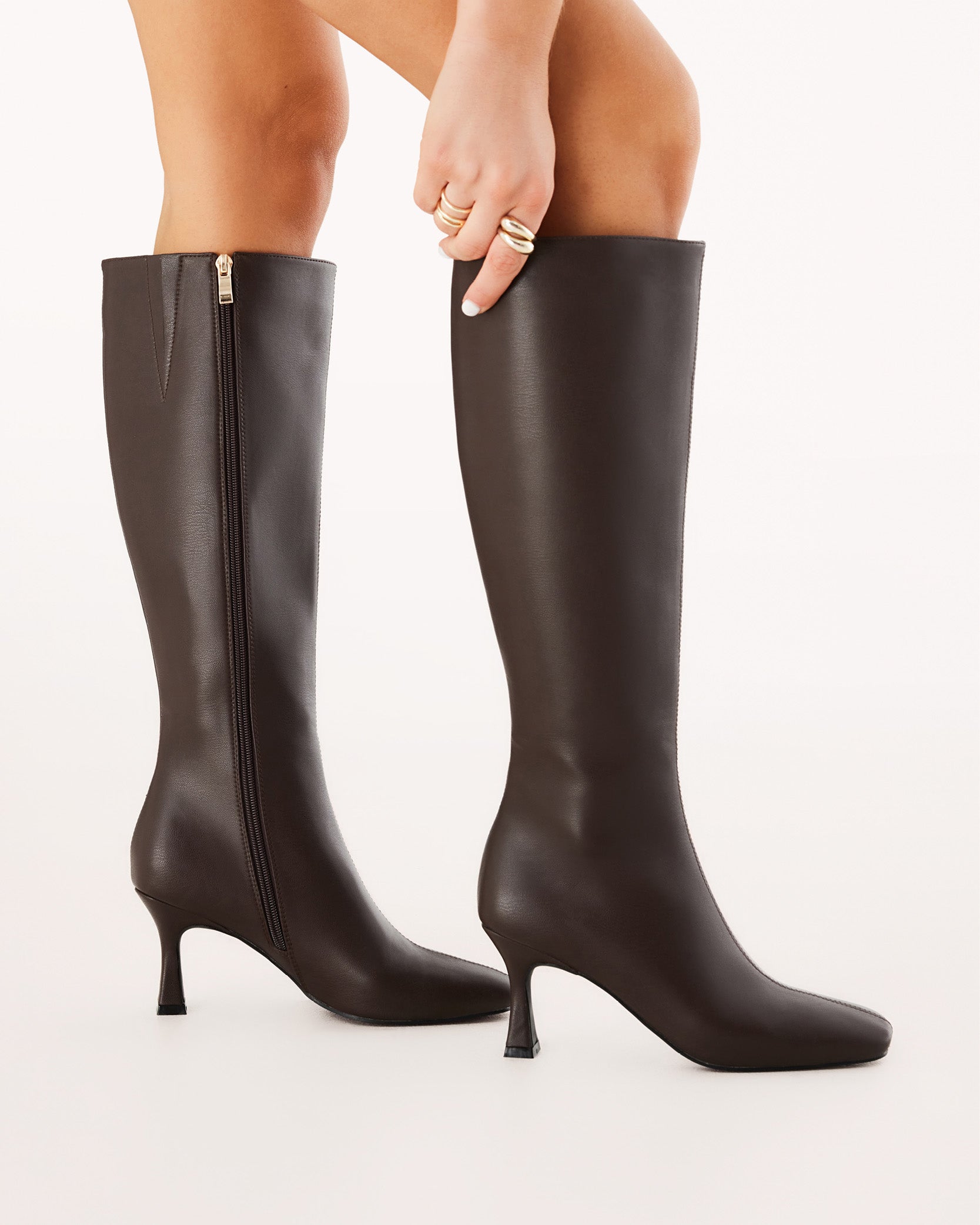 CORBIN - CHOCOLATE-Boots-Billini-Billini