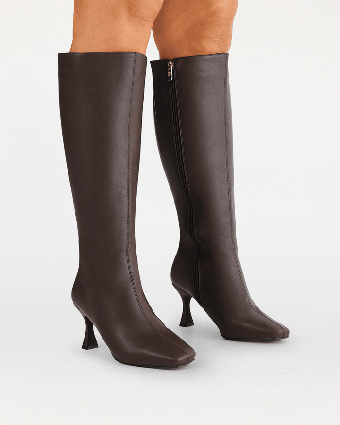 CORBIN CURVE - CHOCOLATE-Boots-Billini-Billini