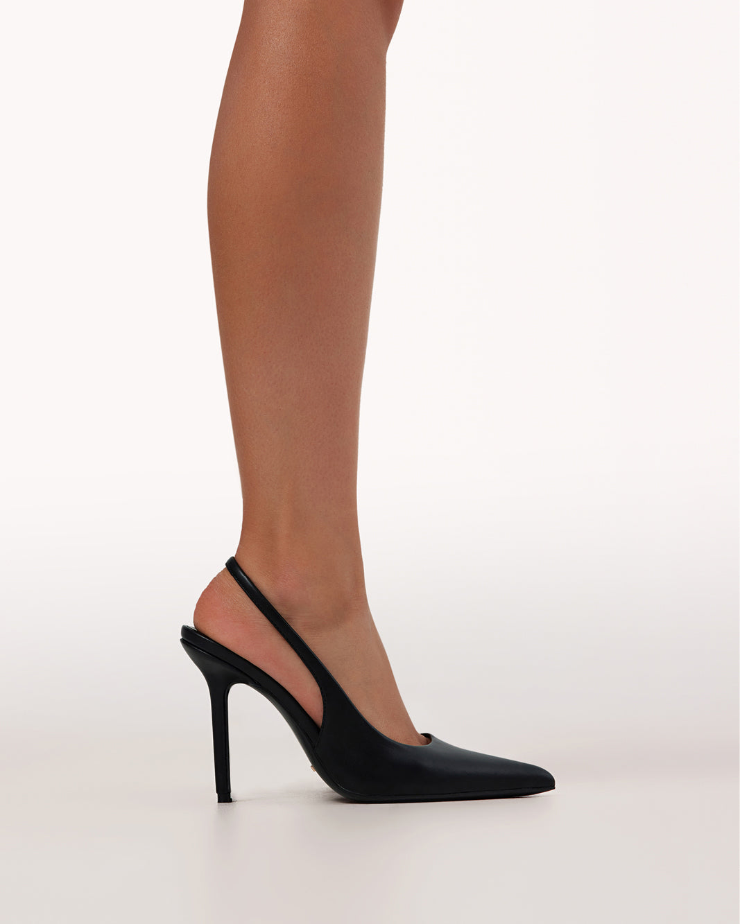 DALILA - MATTE BLACK-PUMPS-Billini-Billini