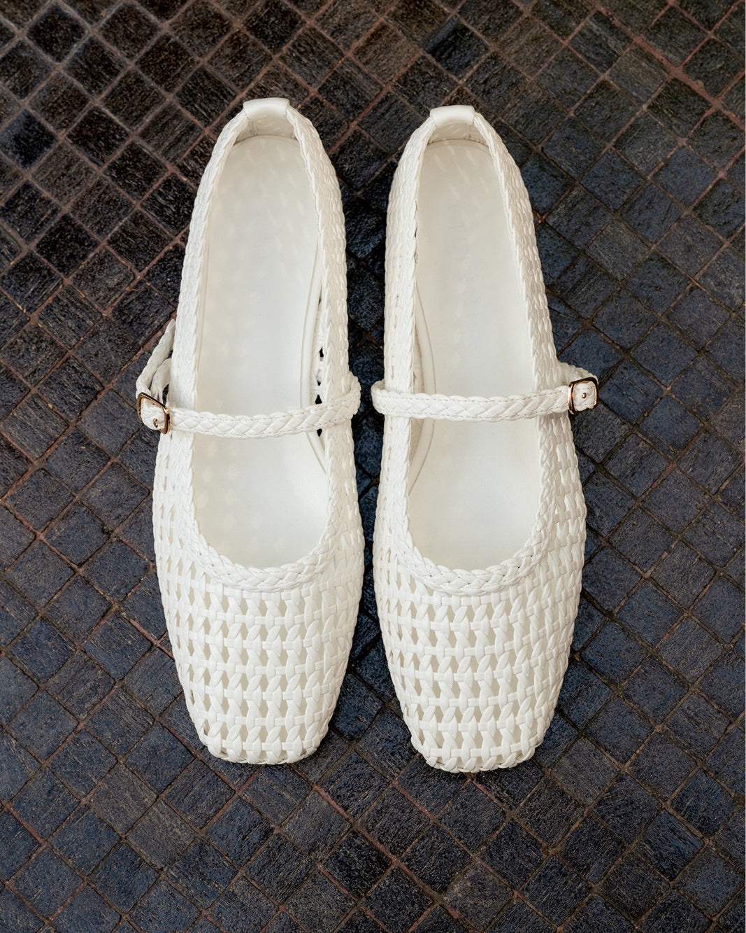 FAWNA - WHITE-Flats-Billini-Billini
