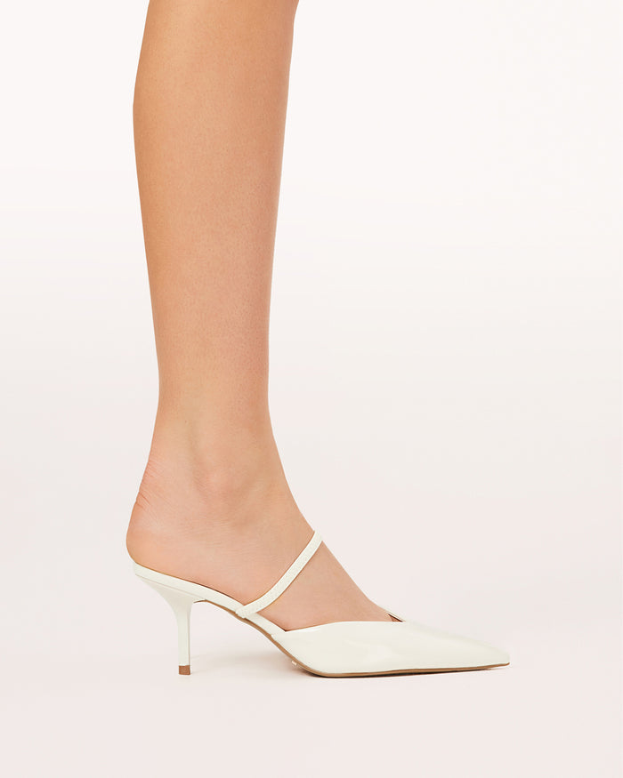 HISTORIA - BONE PATENT-PUMPS-Billini-Billini