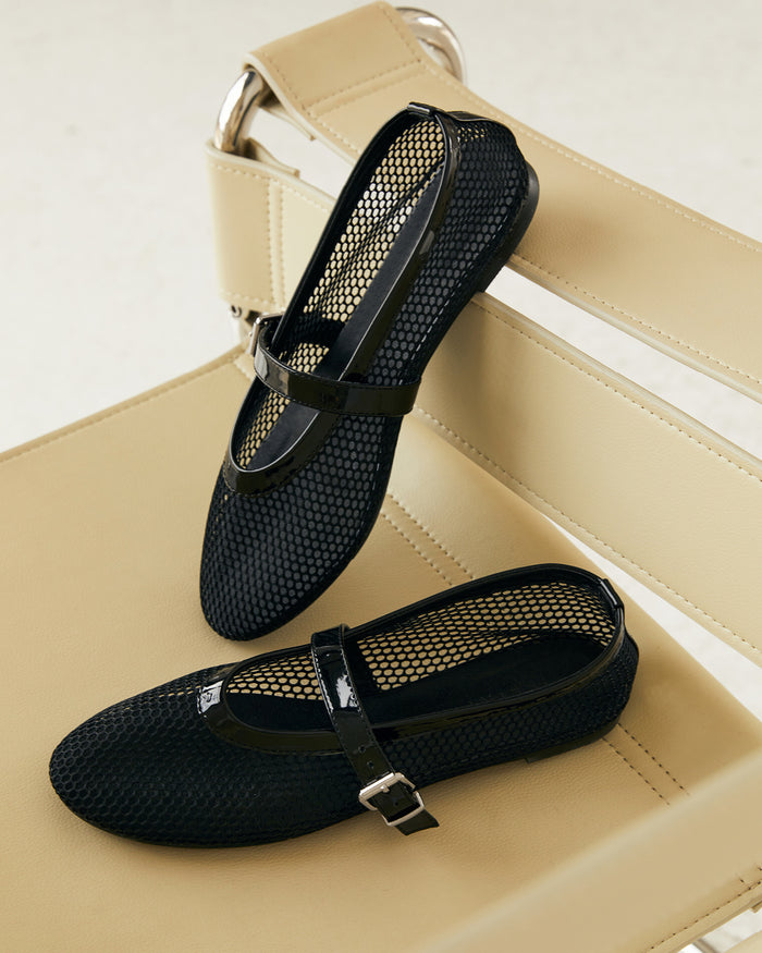 JAYLAH - BLACK-Flats-Billini-Billini