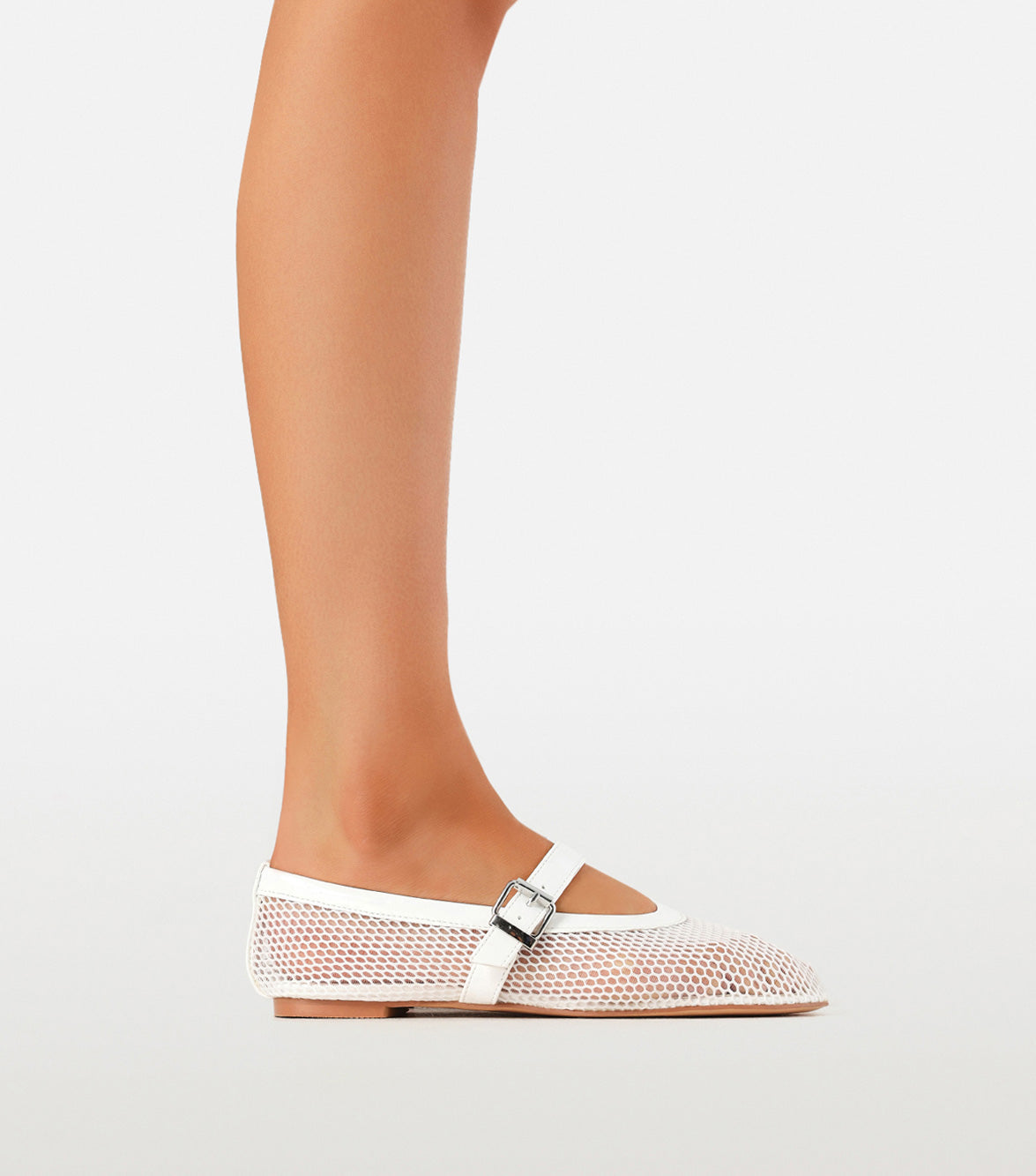 JAYLAH - WHITE-Flats-Billini-Billini