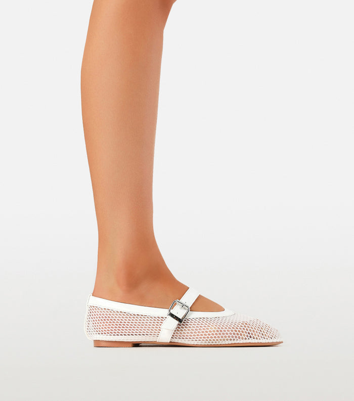 JAYLAH - WHITE-Flats-Billini-Billini