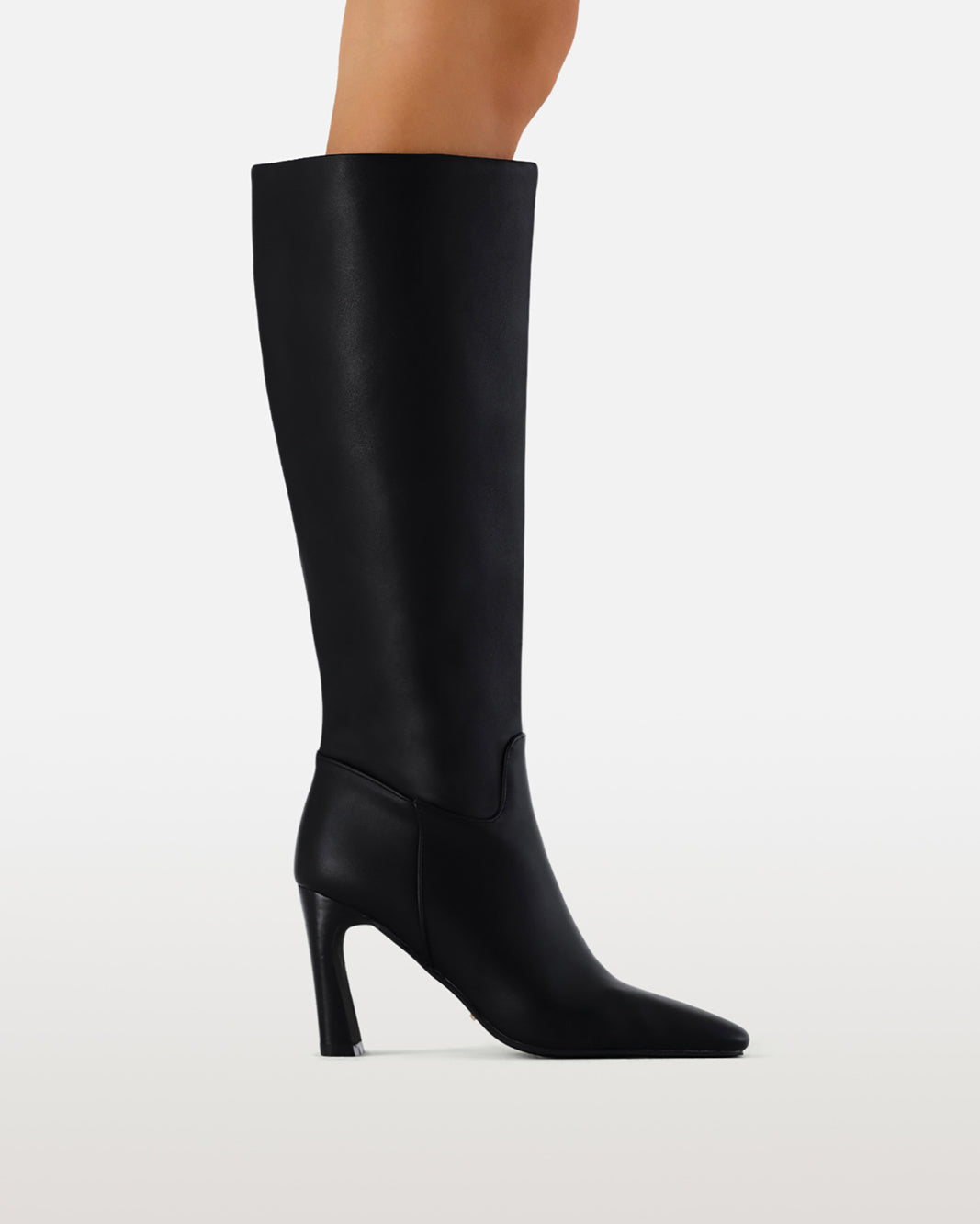 KIT - BLACK-Boots-Billini-Billini
