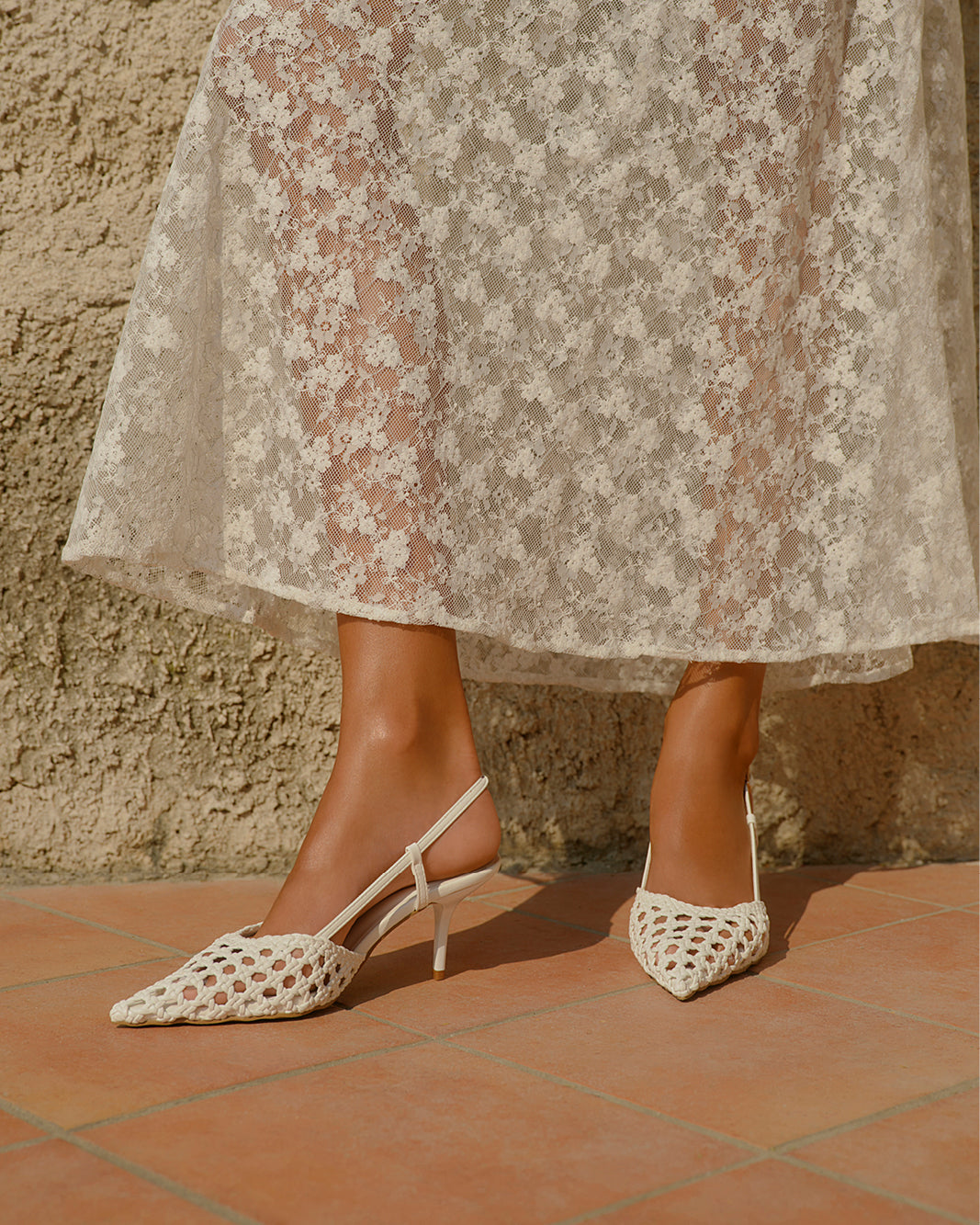 LUMMI - WHITE-PUMPS-Billini-Billini