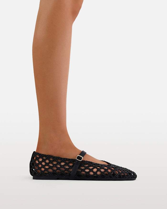 PORSCHA - BLACK-Flats-Billini-Billini