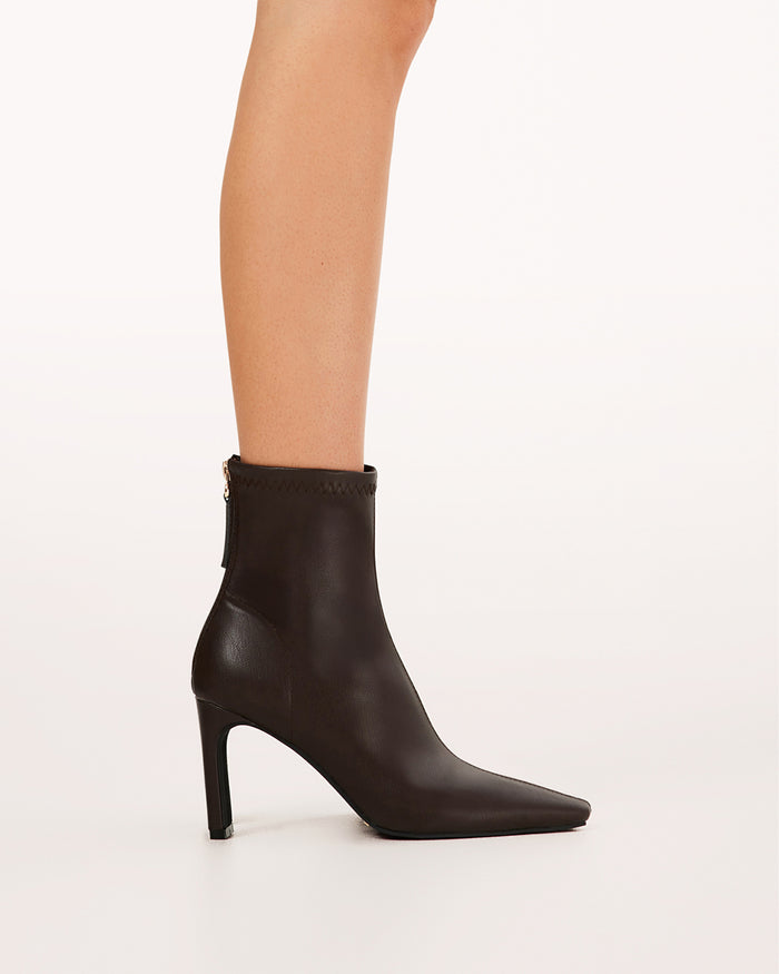 QUINNA - CHOCOLATE-Boots-Billini-Billini