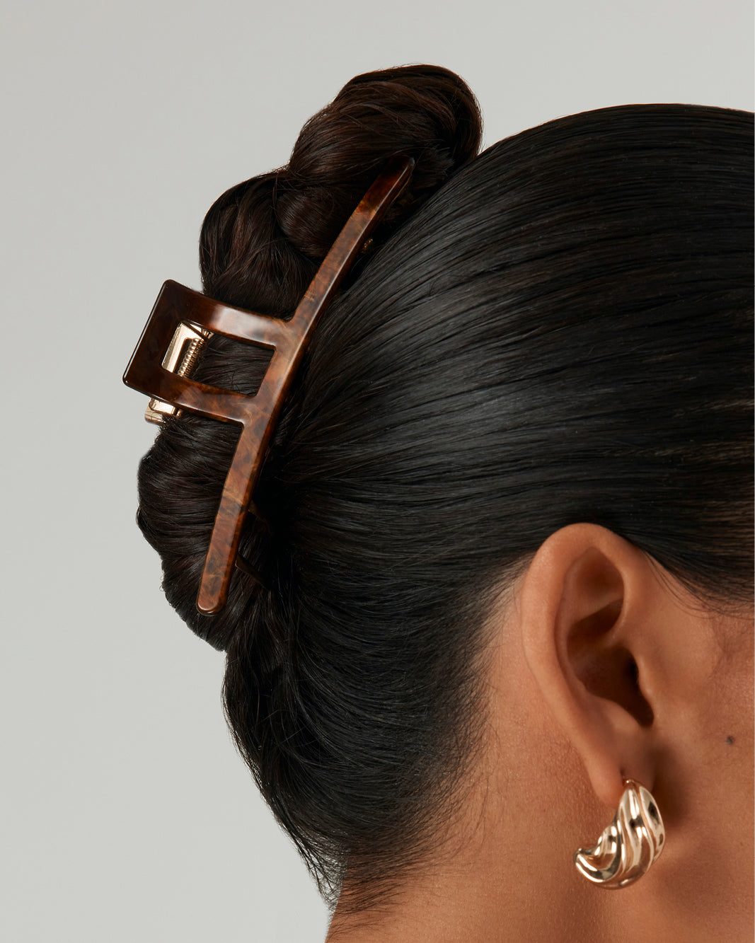 RESIN METAL CLAW CLIP - GOLD-CHOCOLATE TORT – Billini