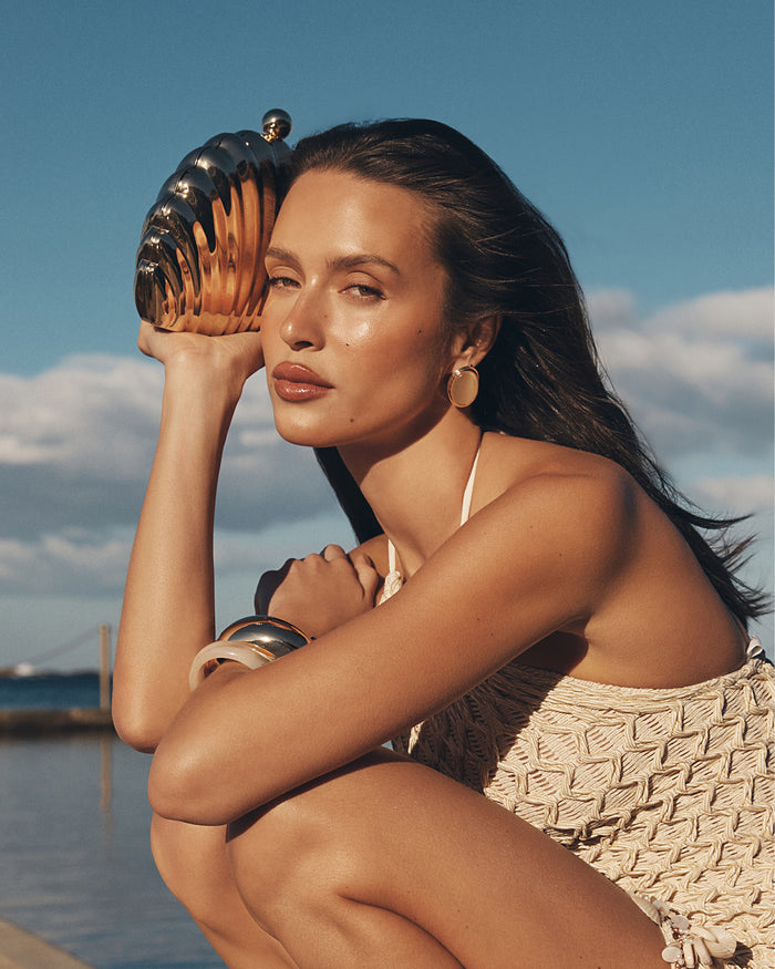 SHELL CLUTCH BAG - GOLD METALLIC-Handbags-Billini-Billini