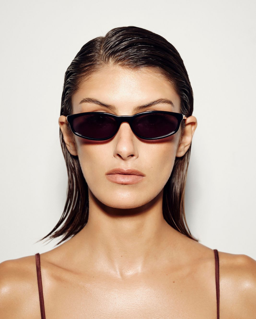 THE CATHERINE - BLACK-BLACK-SUNGLASSES-BANBE-Billini