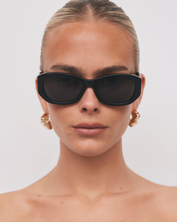 THE DIAZ - BLACK-BLACK-SUNGLASSES-BANBE-Billini