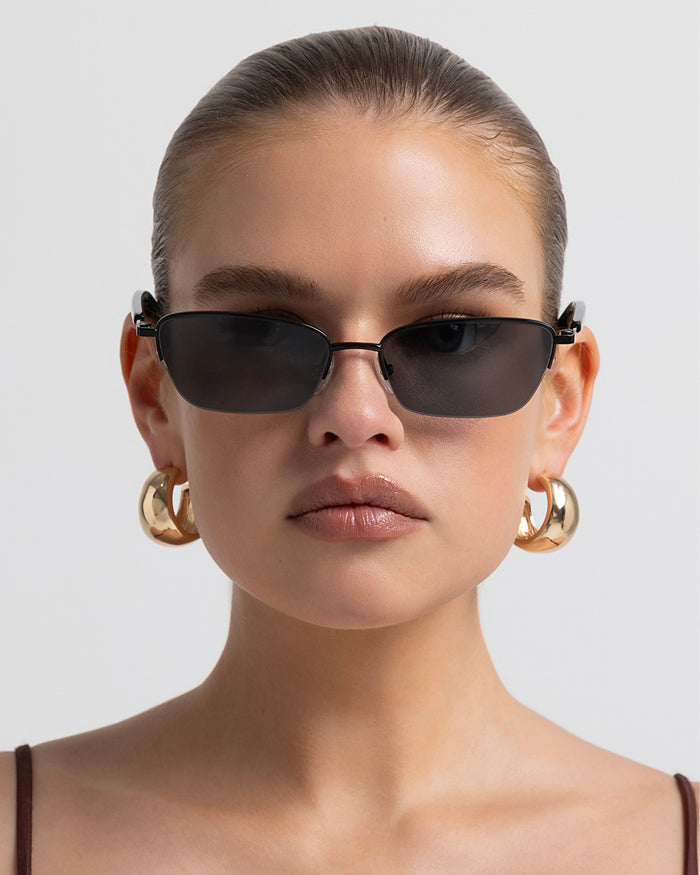 THE LYDIA - BLACK-BLACK-SUNGLASSES-BANBE-Billini