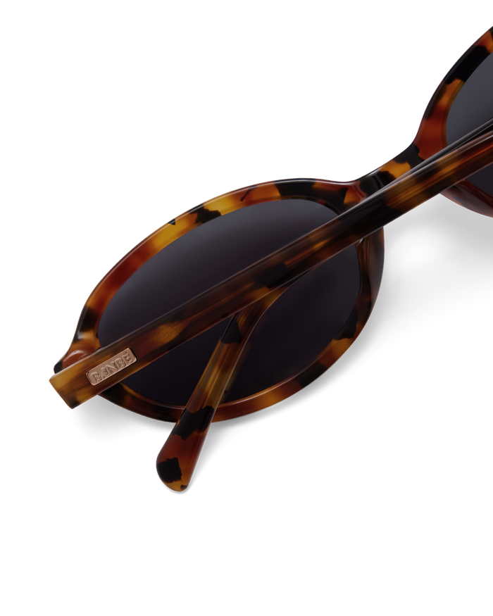 THE MURRAY - AMBER TORT-SMOKE-SUNGLASSES-BANBE-Billini