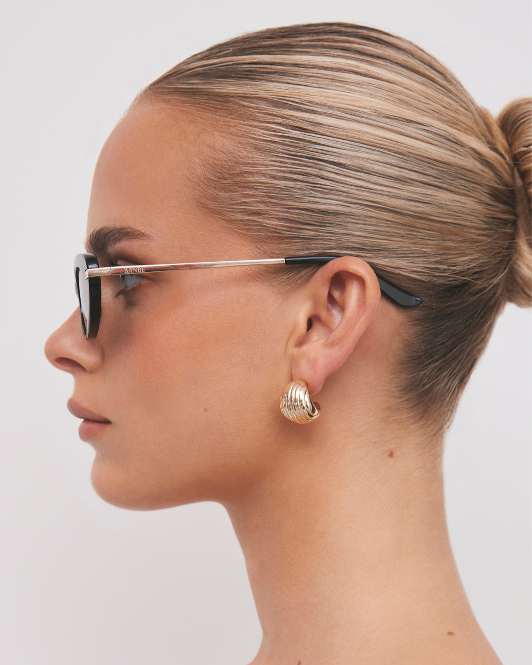 THE RAE - BLACK-BLACK-SUNGLASSES-BANBE-Billini