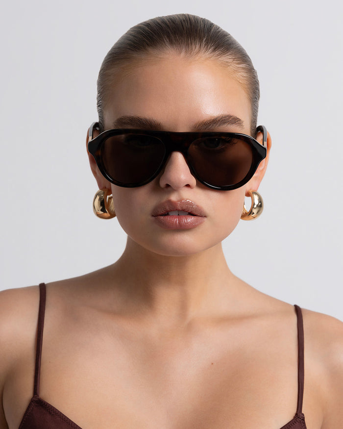 THE RILEY - HAVANA TORT-CHOCOLATE-SUNGLASSES-BANBE-Billini