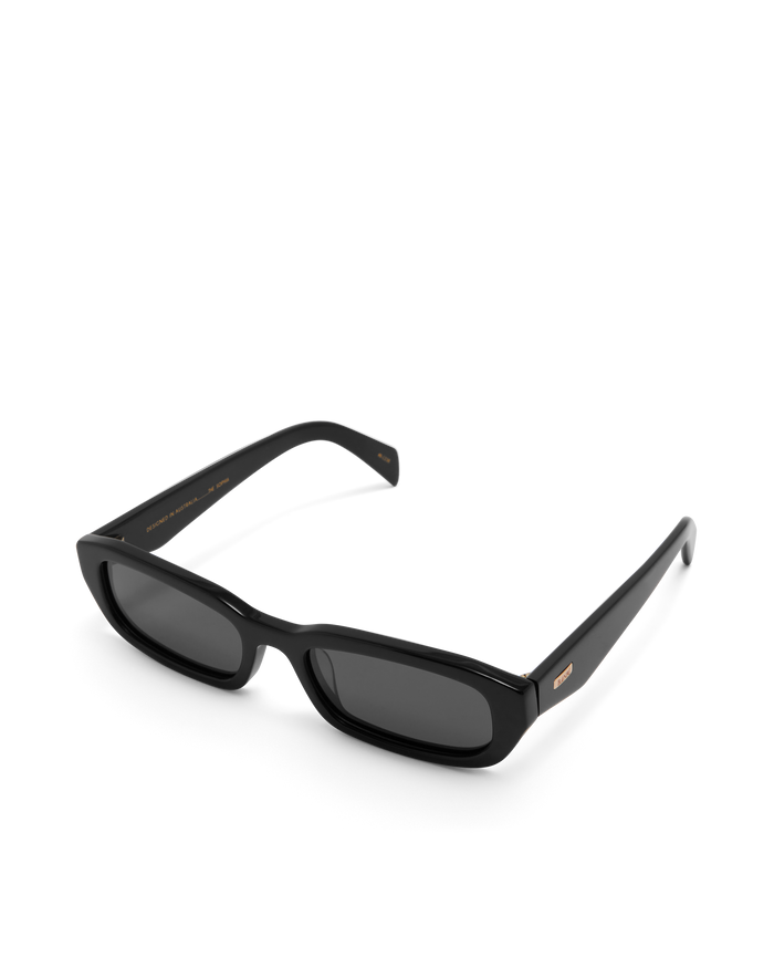 THE SOPHIA - BLACK-BLACK-SUNGLASSES-BANBE-Billini