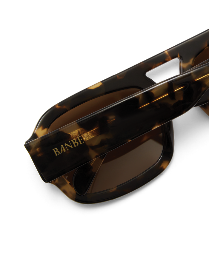 THE SUKI - TOFFEE TORT-CHOCOLATE-SUNGLASSES-BANBE-Billini