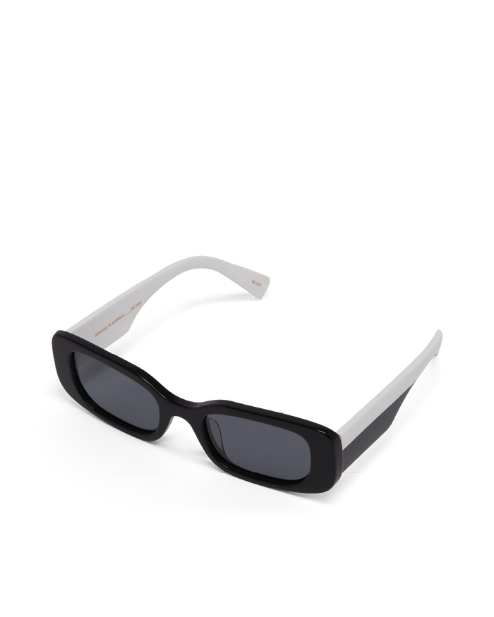 THE TASH - BLACK-WHITE-BLACK-SUNGLASSES-BANBE-Billini
