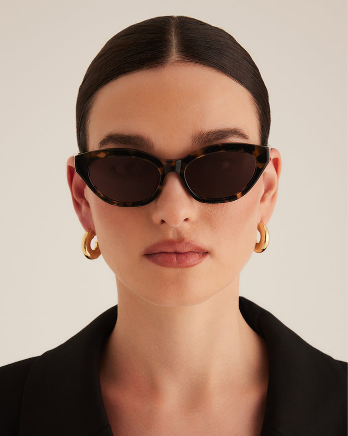 THE WINSLET - TOFFEE TORT-PECAN-SUNGLASSES-BANBE-Billini