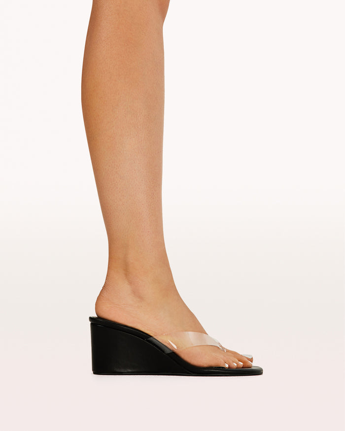TIGGY - CLEAR-BLACK-Wedges-Billini-Billini