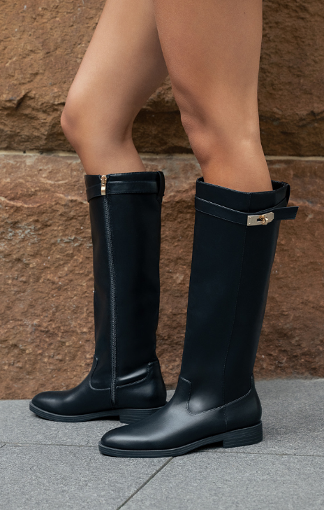 TRENDING: NOEMI
