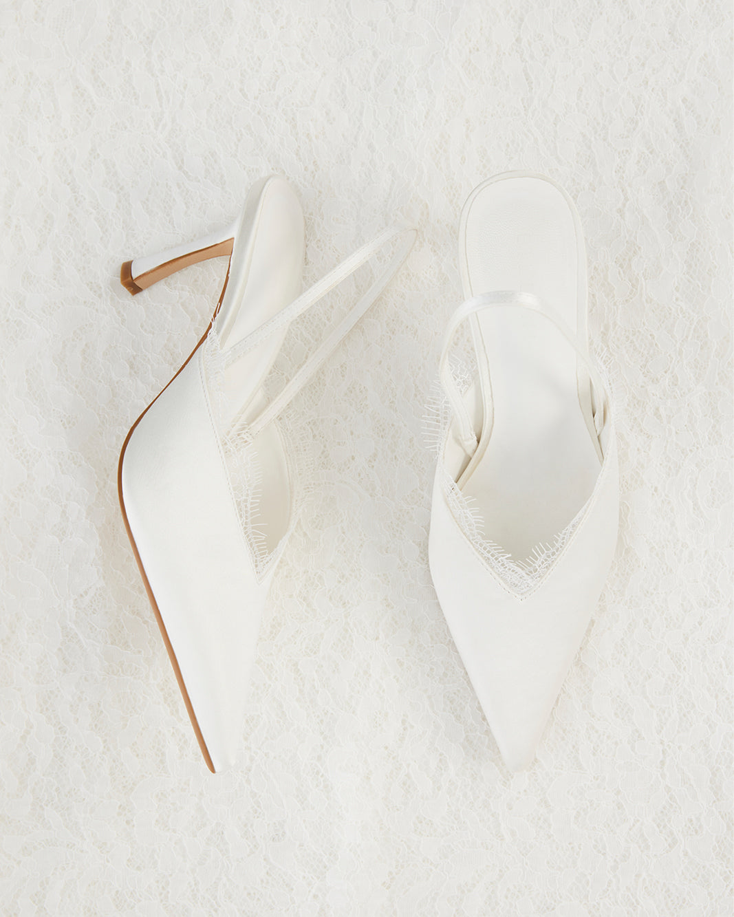 XIANA - WHITE SATIN-PUMPS-Billini-Billini