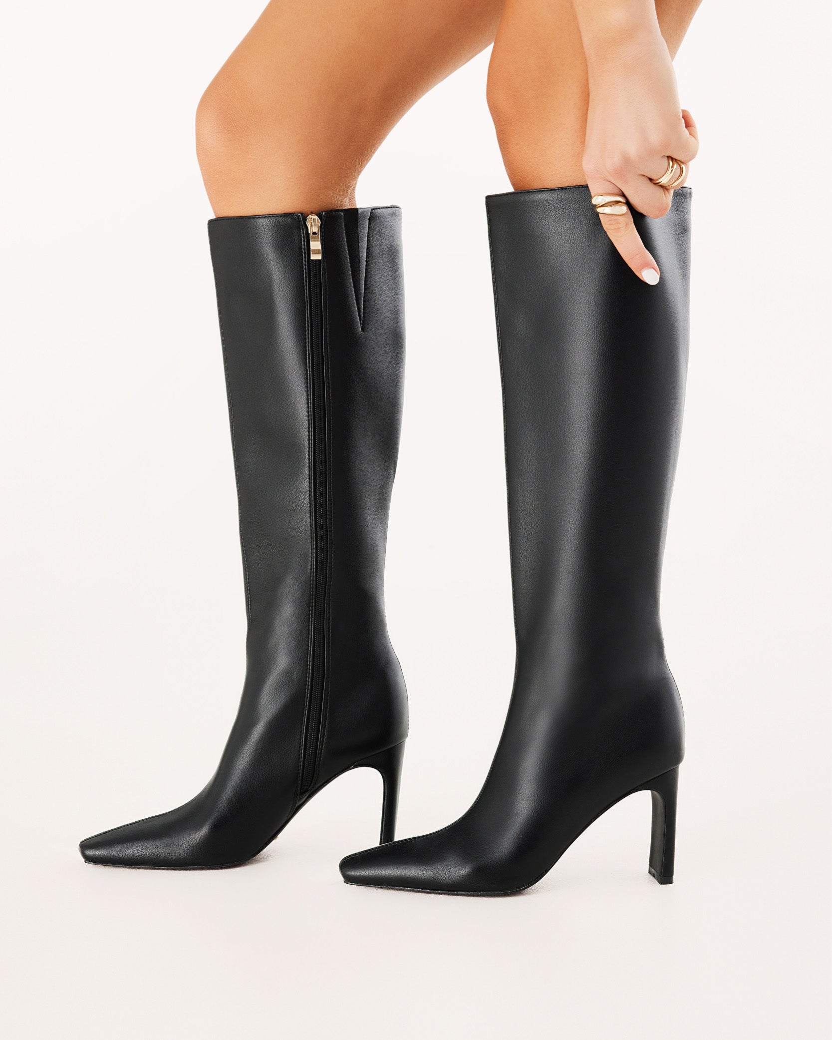 YOSHIKO - BLACK-Boots-Billini-Billini