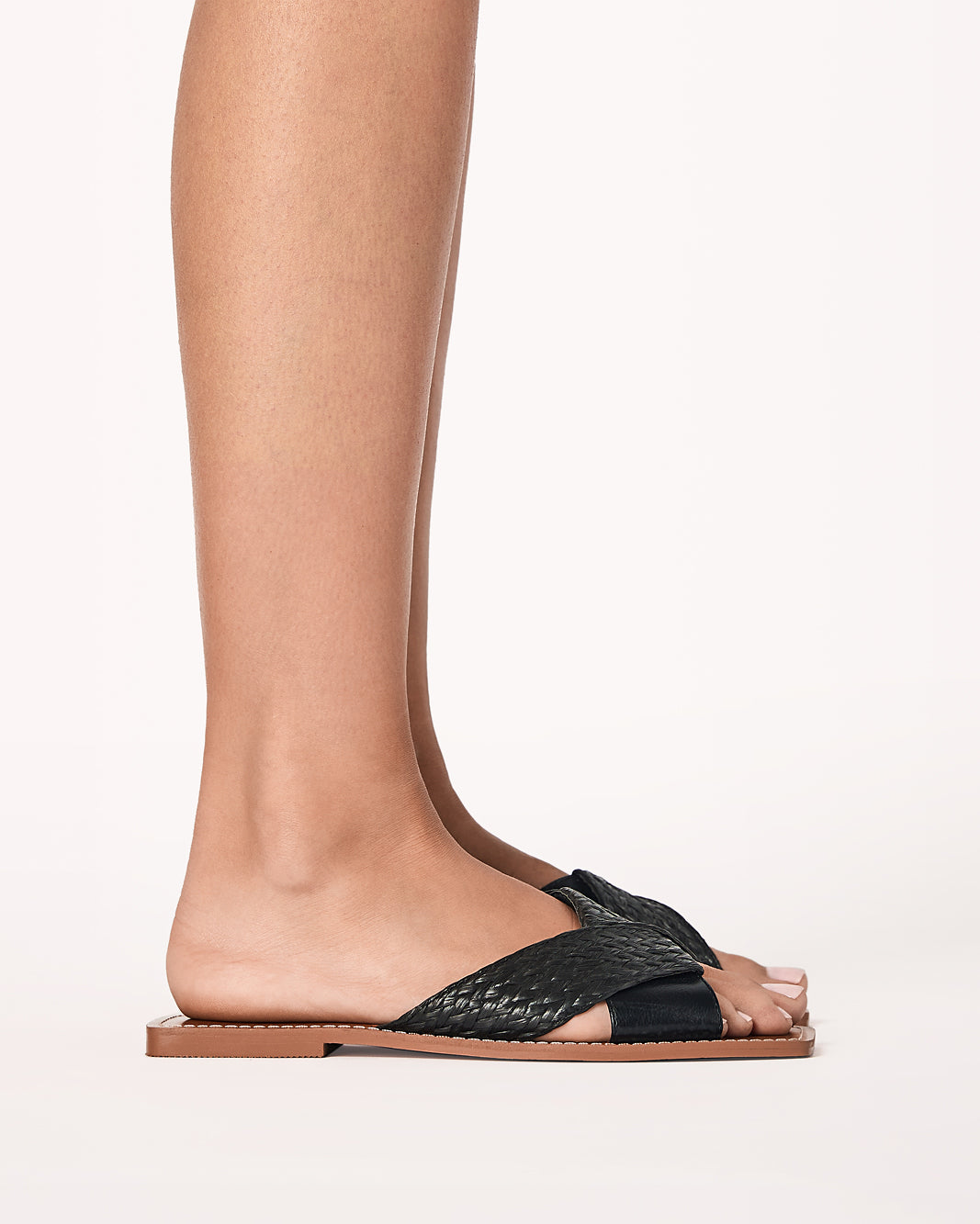 IDELAH - BLACK RAFFIA-Sandals-Billini-Billini