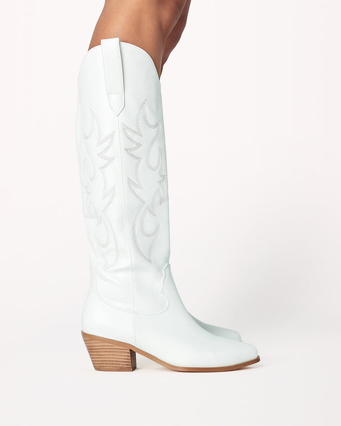 URSON - WHITE-Boots-Billini-Billini